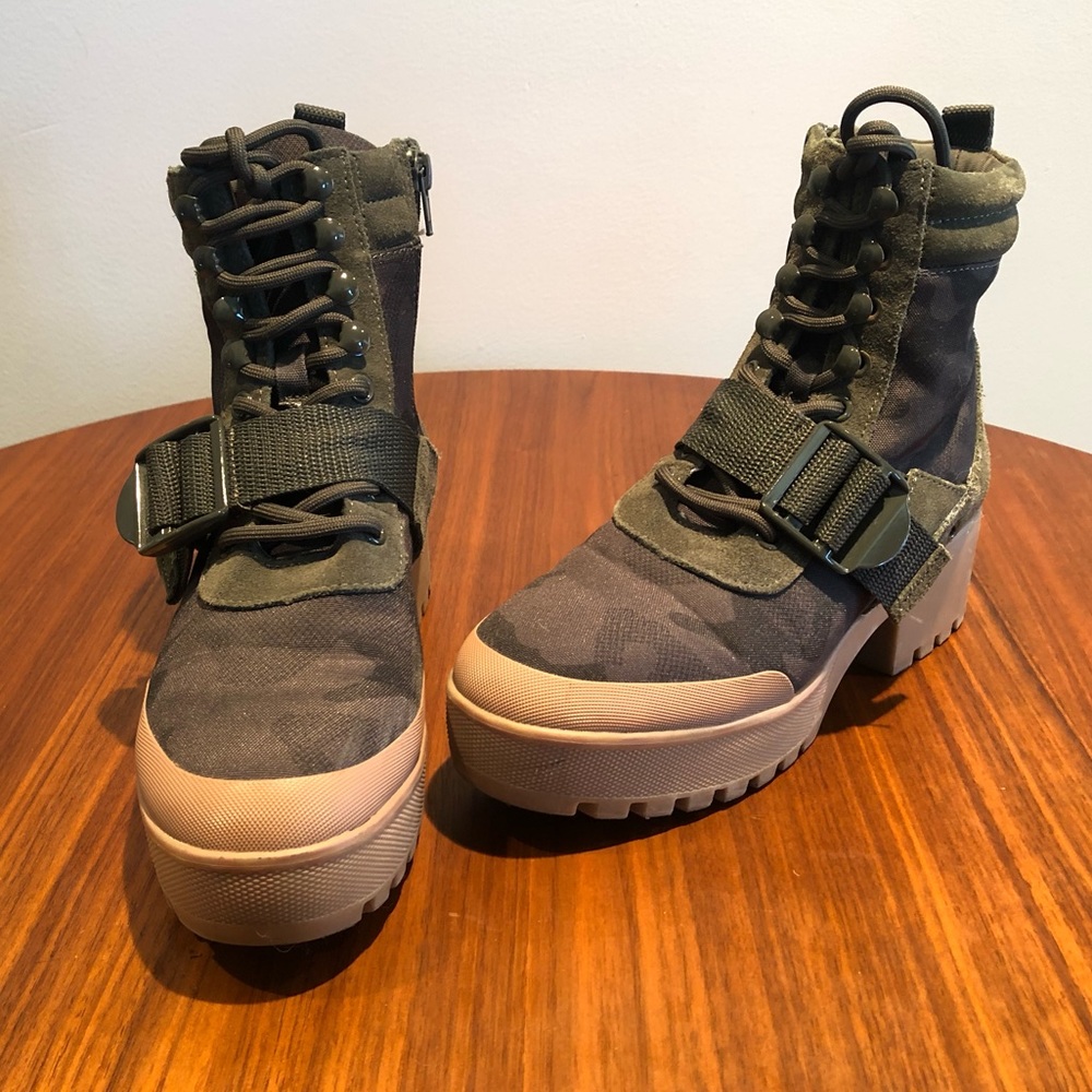 Steve Madden Nayra combat boots - camo